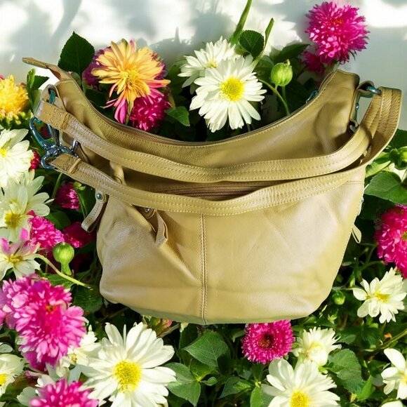 Stone Mountain Yellow Hobo Leather Purse Shoulder Bag 12237 - Picture 4 of 9